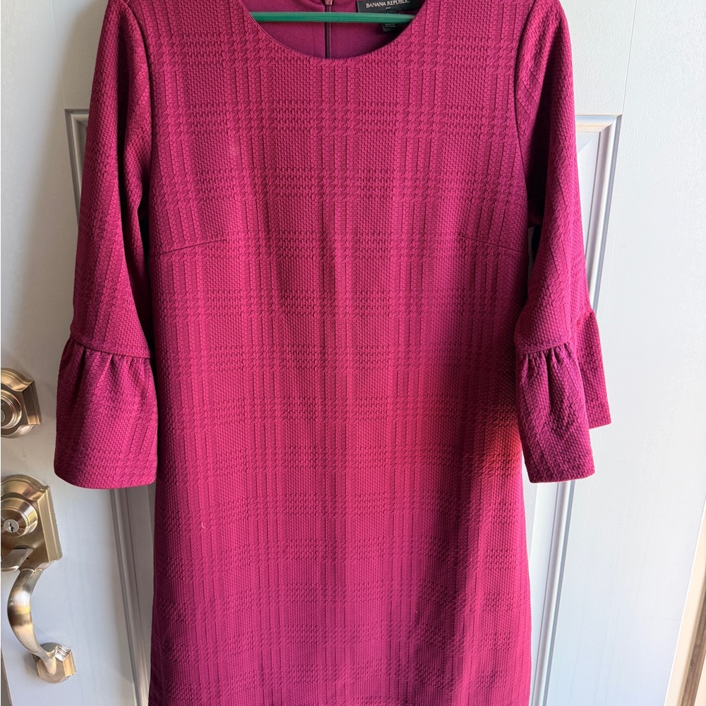 Banana Republic Raspberry Textured Bell-Sleeve Midi Dress